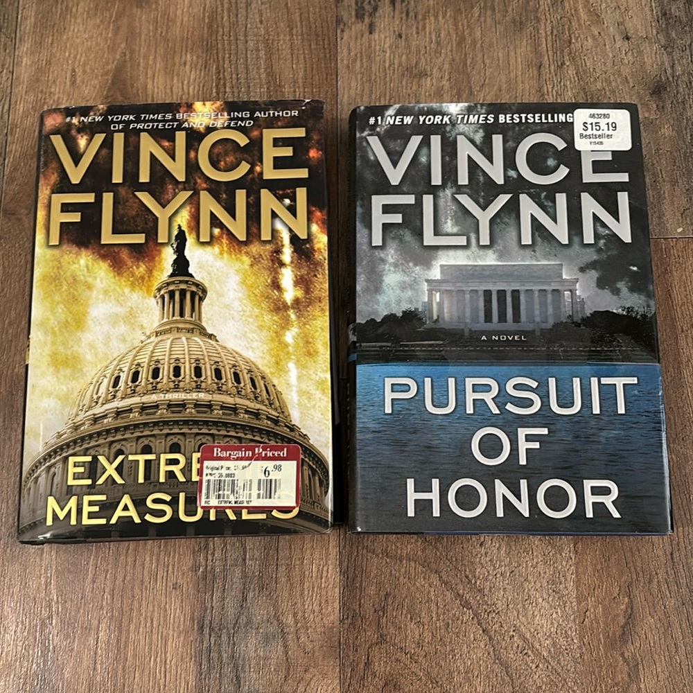 Good used condition Vince Flynn books.